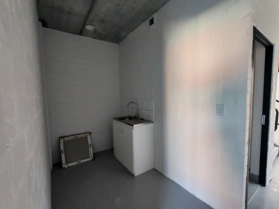 To Let Commercial Property for Rent in Firgrove Western Cape